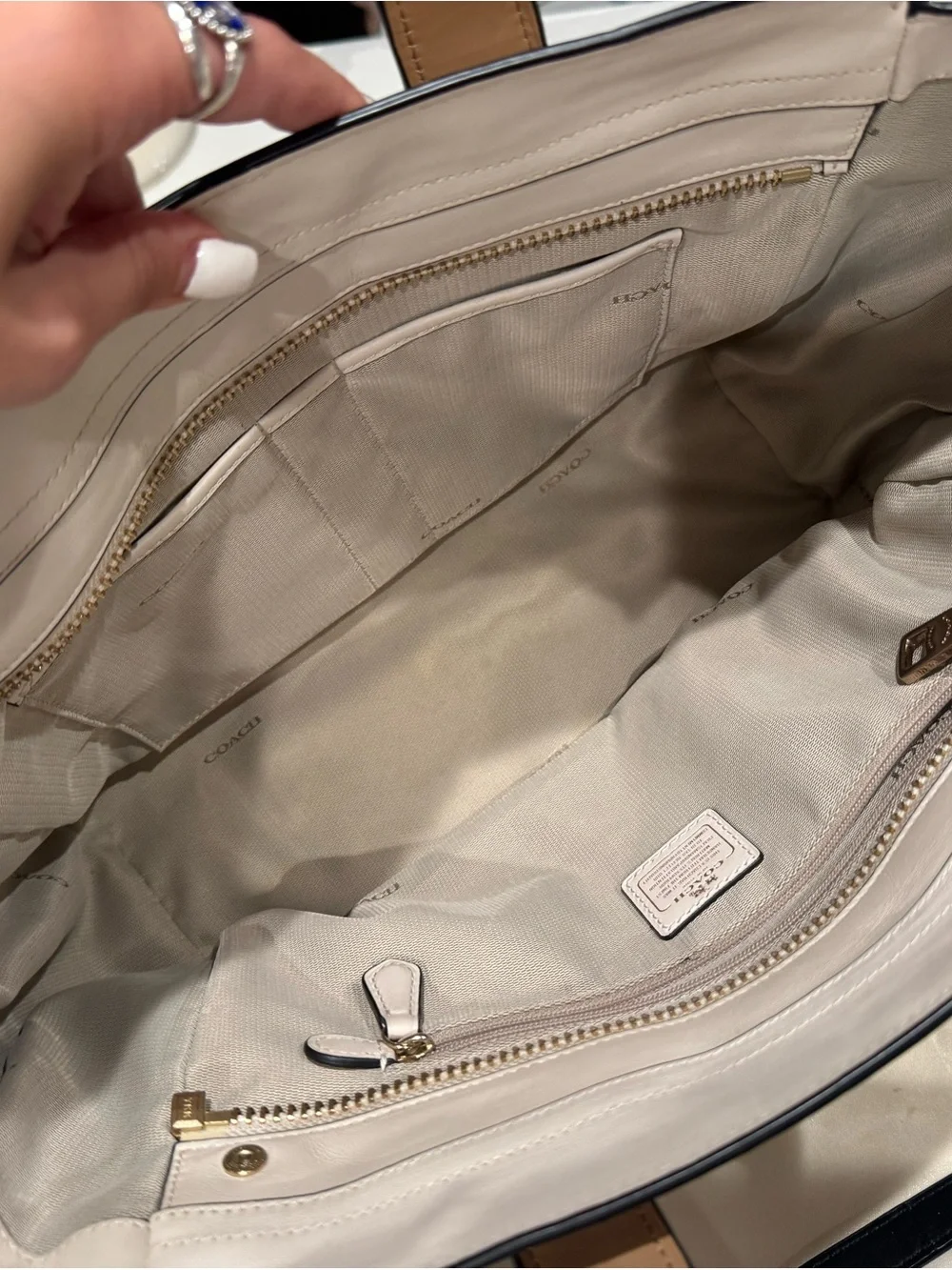 Coach everyday polished